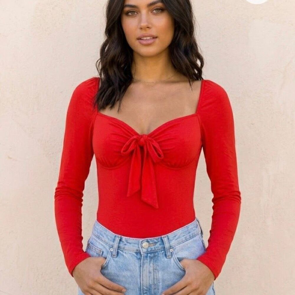 Revolve Superdown glam street wear romantic coquette Red Long Sleeve Tie-Front B